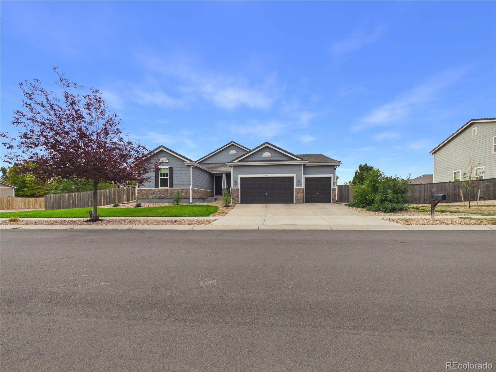 4688 Oxbow Drive