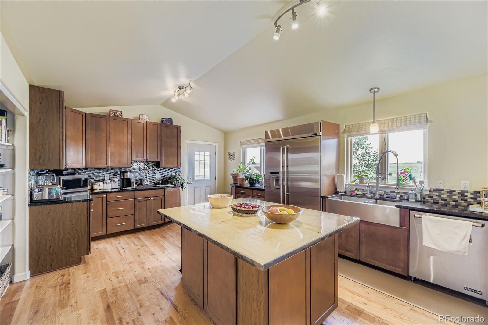 5228 Richards Court
