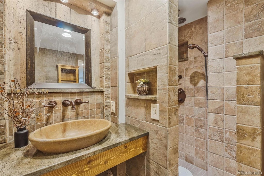 Photo of 2080 E Phillips Lane, Centennial, CO 80122 (MLS # 4746538)