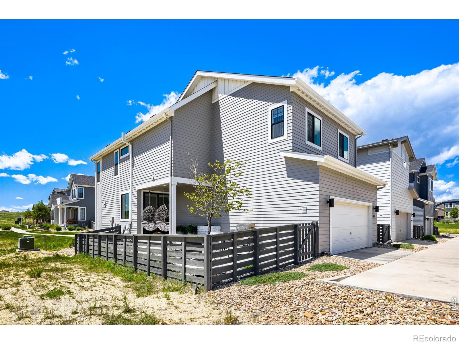 1747 Stable View Drive