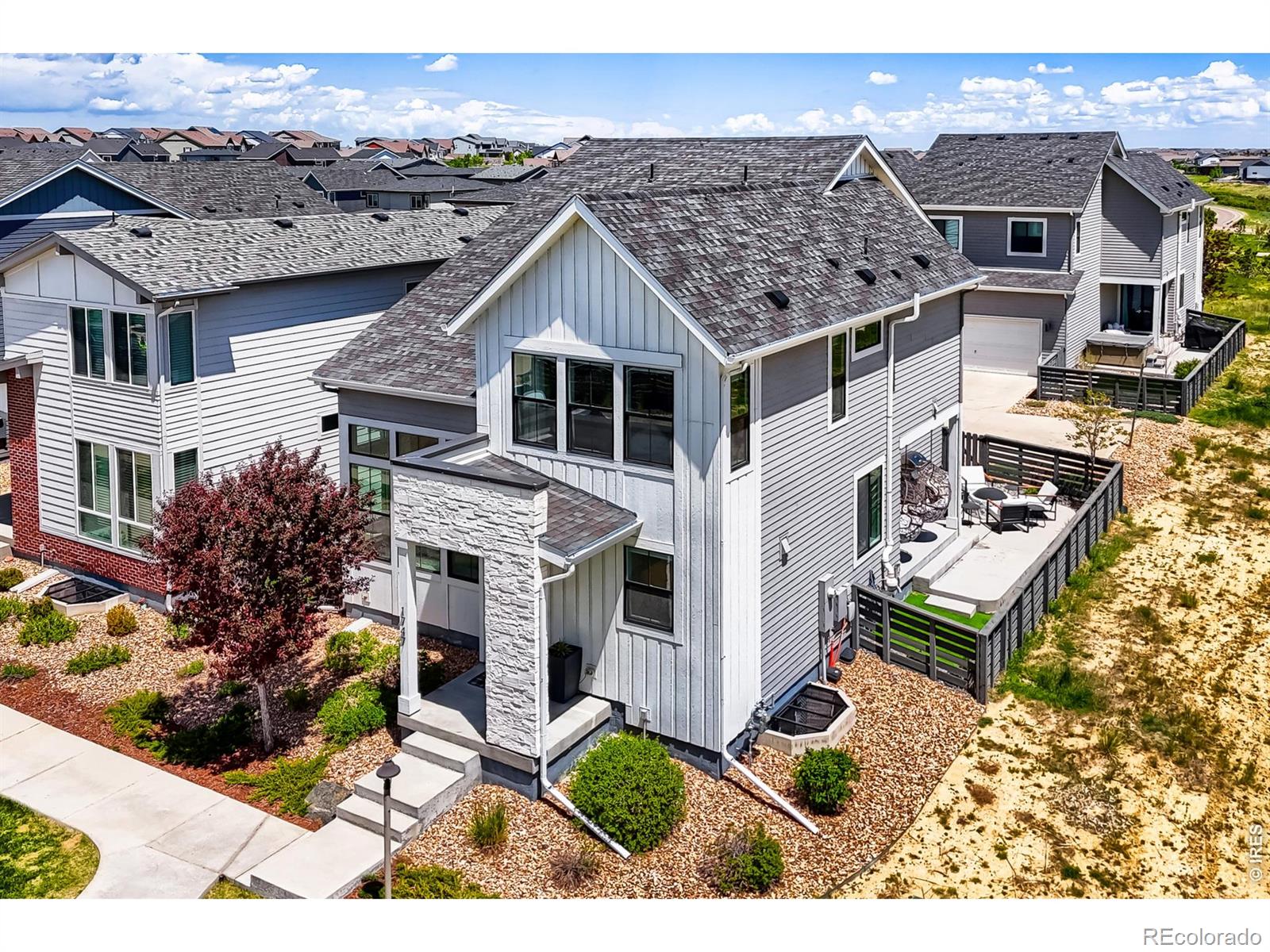 1747 Stable View Drive