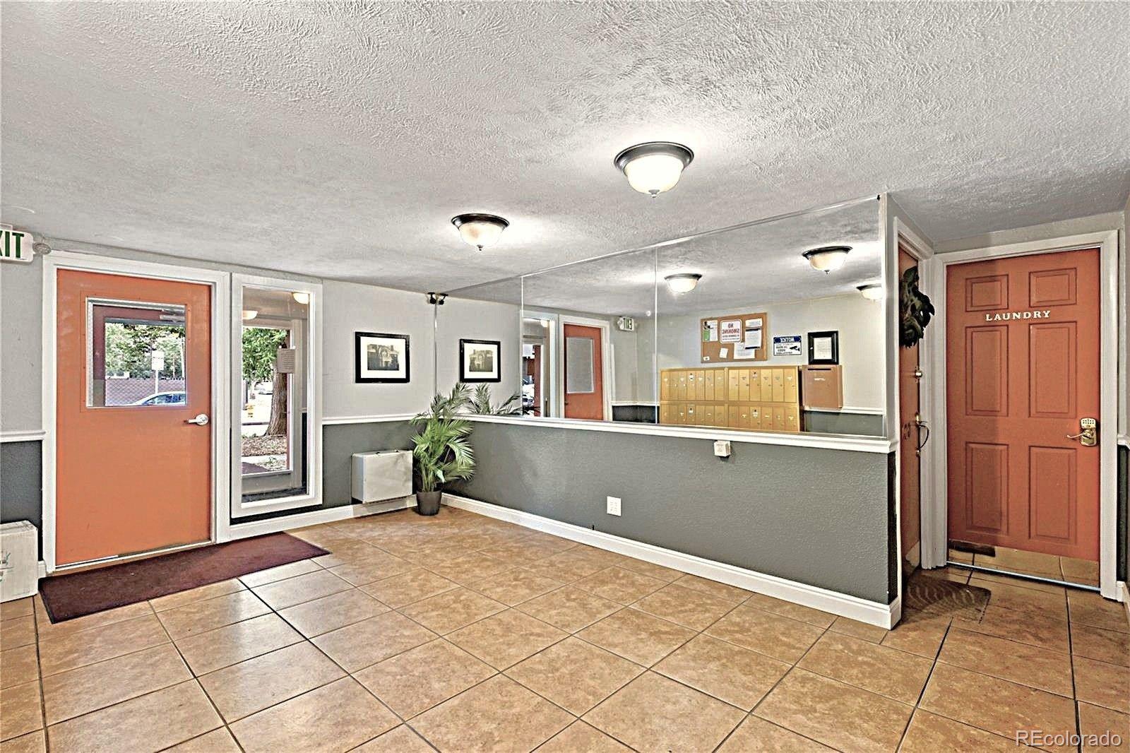 801 N Pennsylvania Street 404