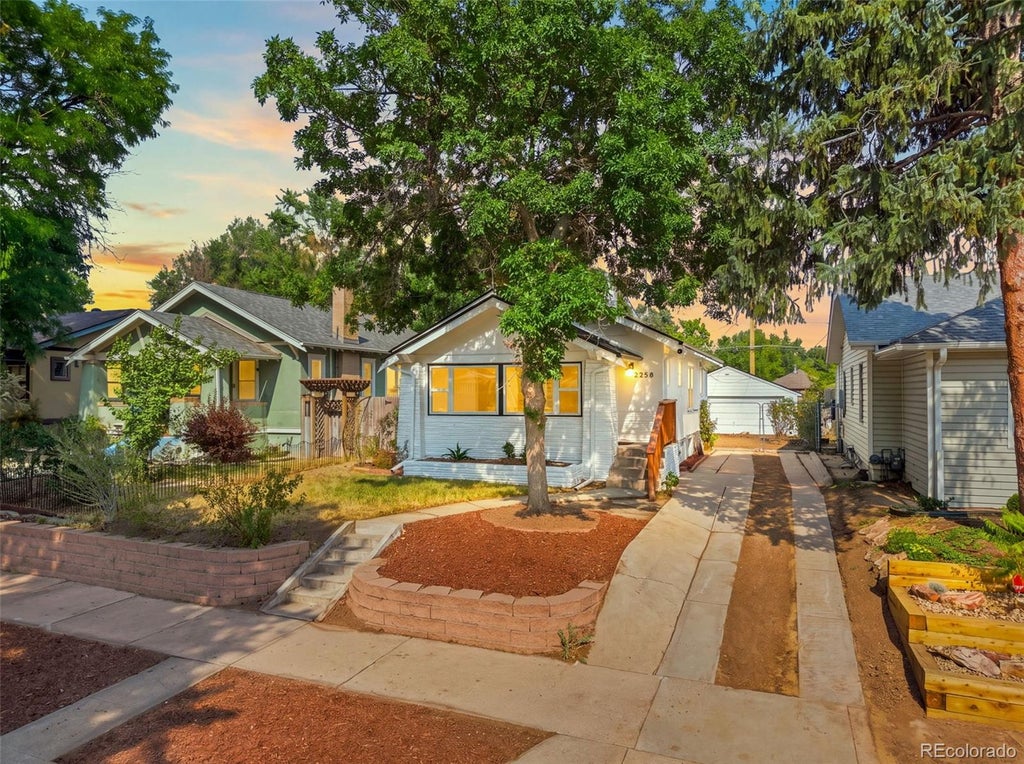 Photo of 2258 S Corona Street, Denver, CO 80210 (MLS # 8804569)