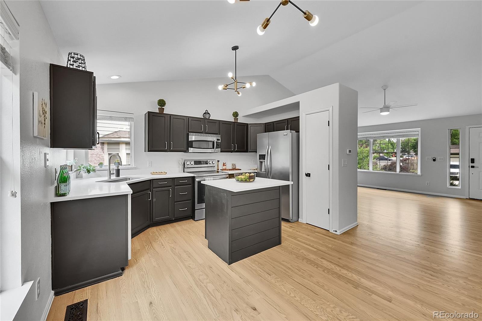 5051 Yates Circle, Broomfield, CO, 80020 1 5051 Yates Circle