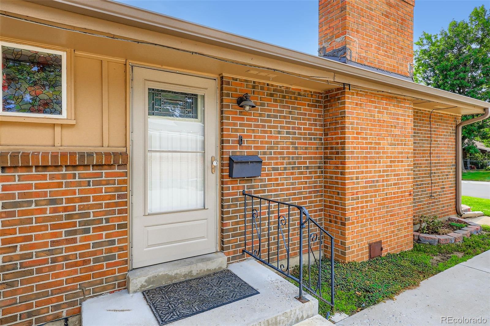 10523 W 62nd Place