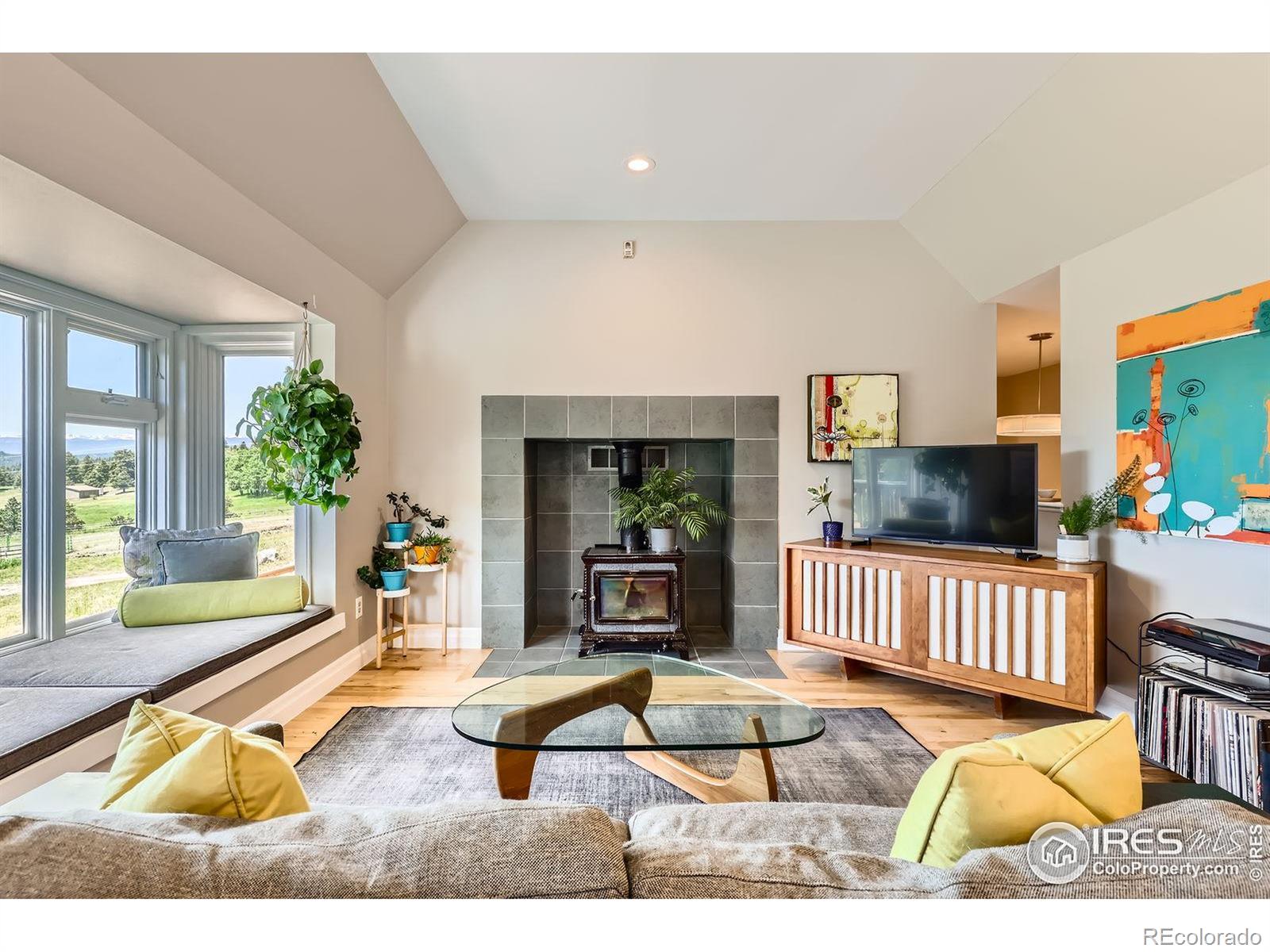 4815 Sugarloaf Road