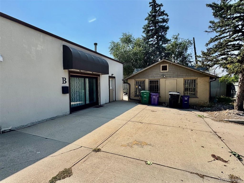 Photo of 4200 W Alameda Avenue, Denver, CO 80219 (MLS # 8844016)