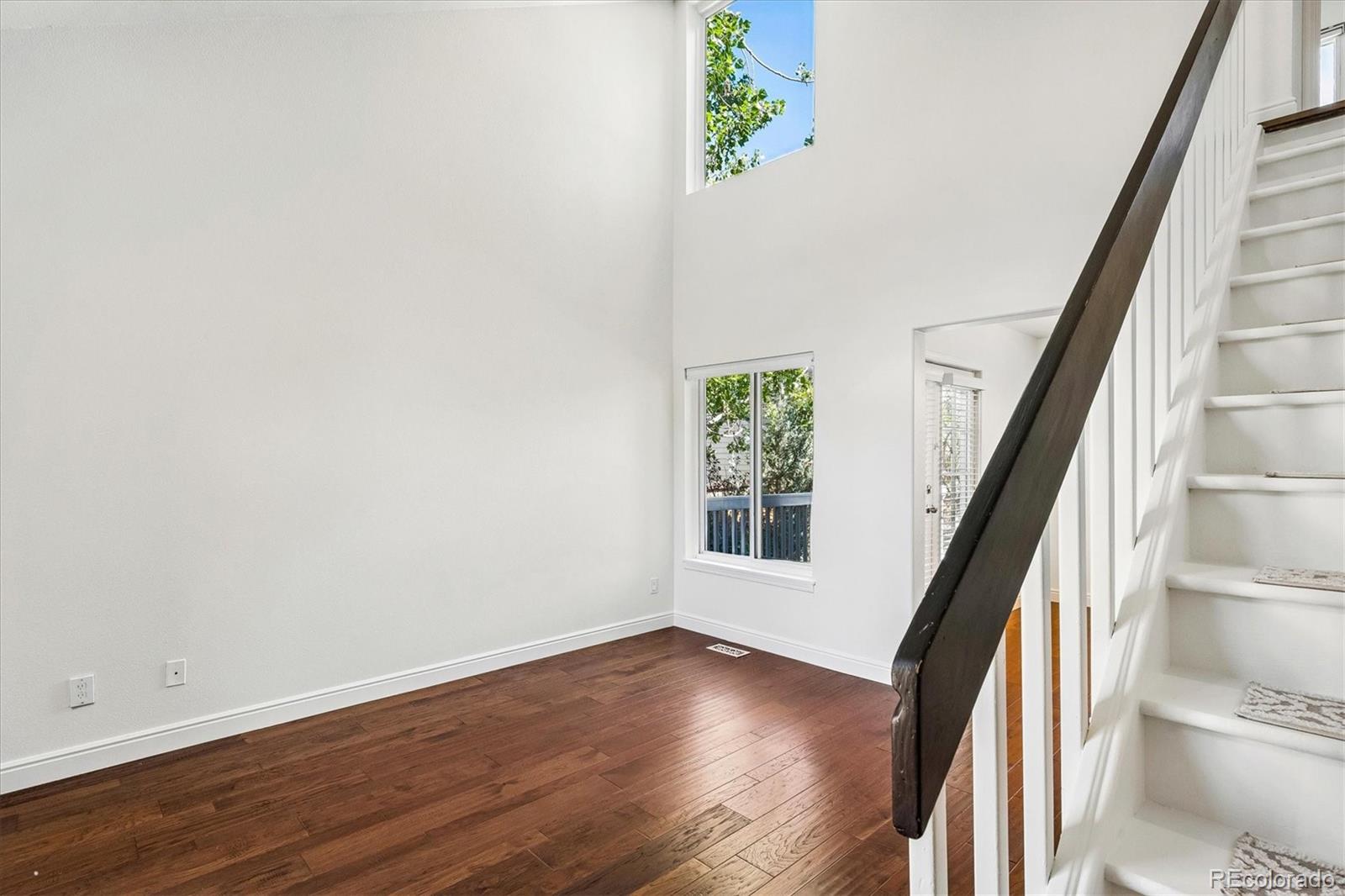 585 Arden Circle