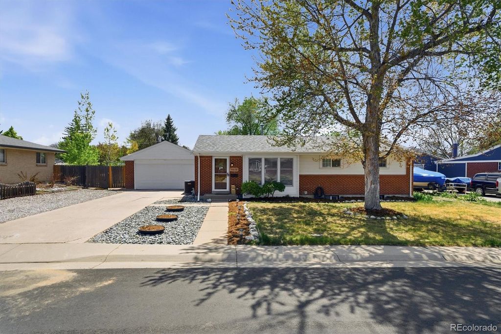 Photo of 6878 S Birch Way, Centennial, CO 80122 (MLS # 6821646)