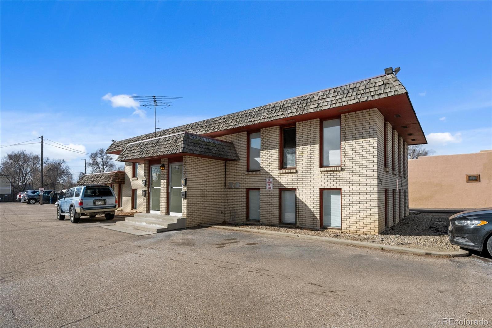 604-606 E Eisenhower Boulevard