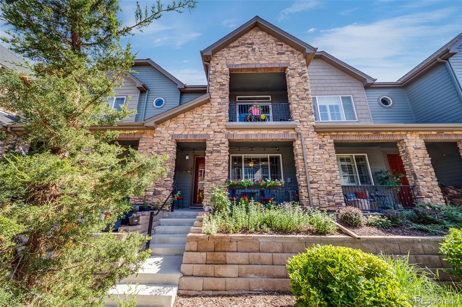 Photo 1 of 26 — 570 E Dry Creek Place, Littleton, CO 80122