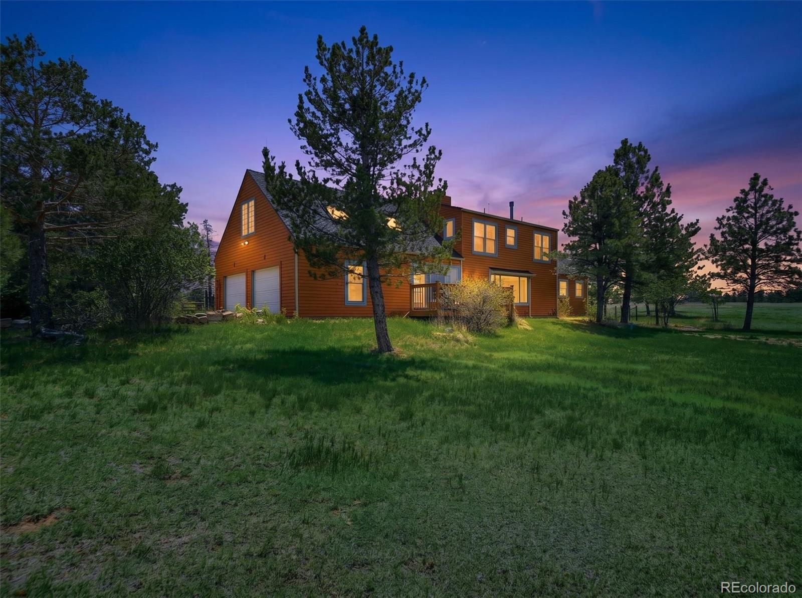 2219 Meadow Green Circle