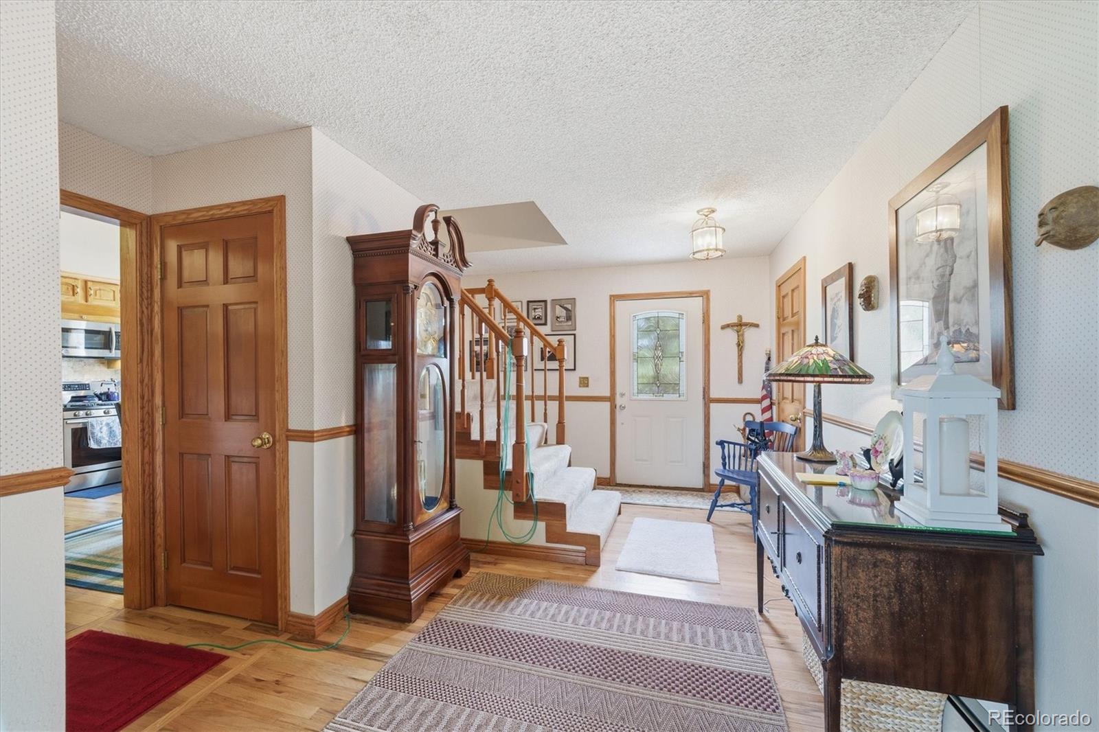 2219 Meadow Green Circle