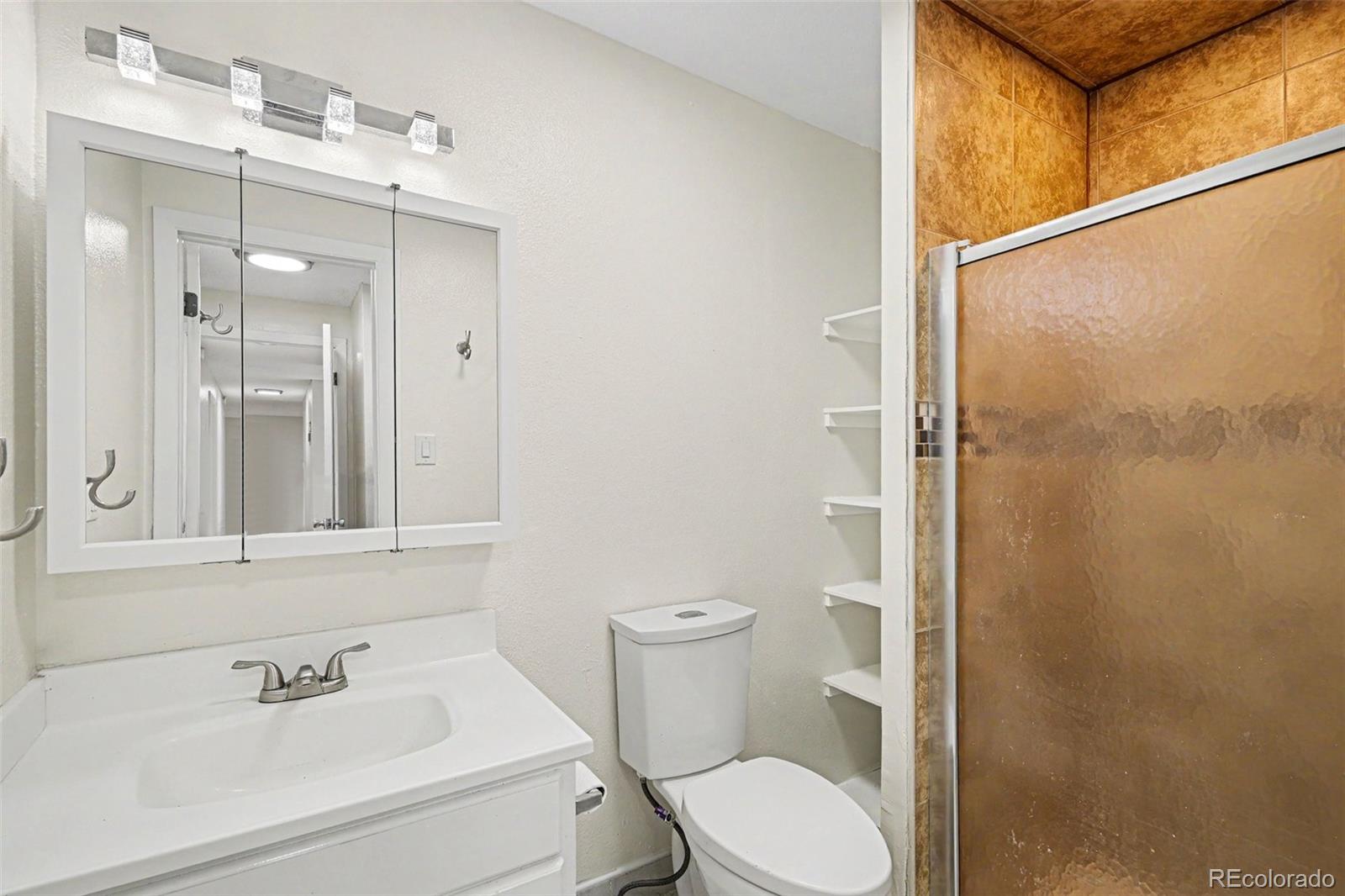 2375 S Linden Court 115