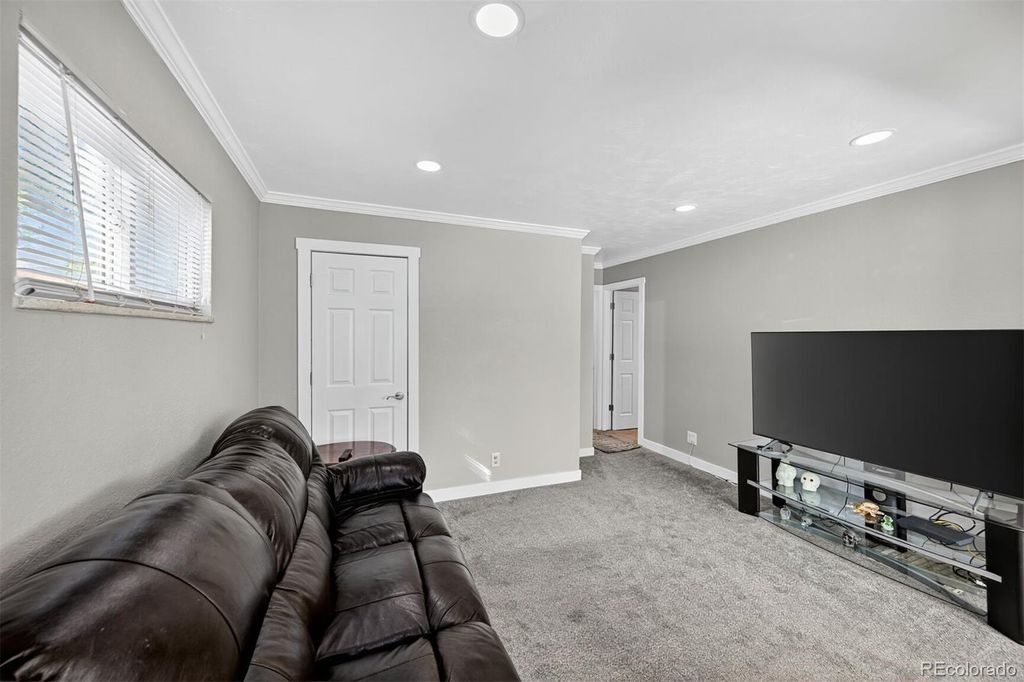 Photo of 4127 S Logan Street, Englewood, CO 80113 (MLS # 4651550)