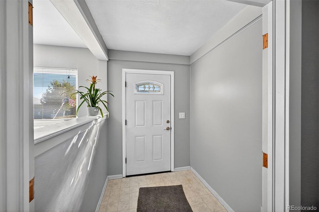 Photo of 4127 S Logan Street, Englewood, CO 80113 (MLS # 4651550)