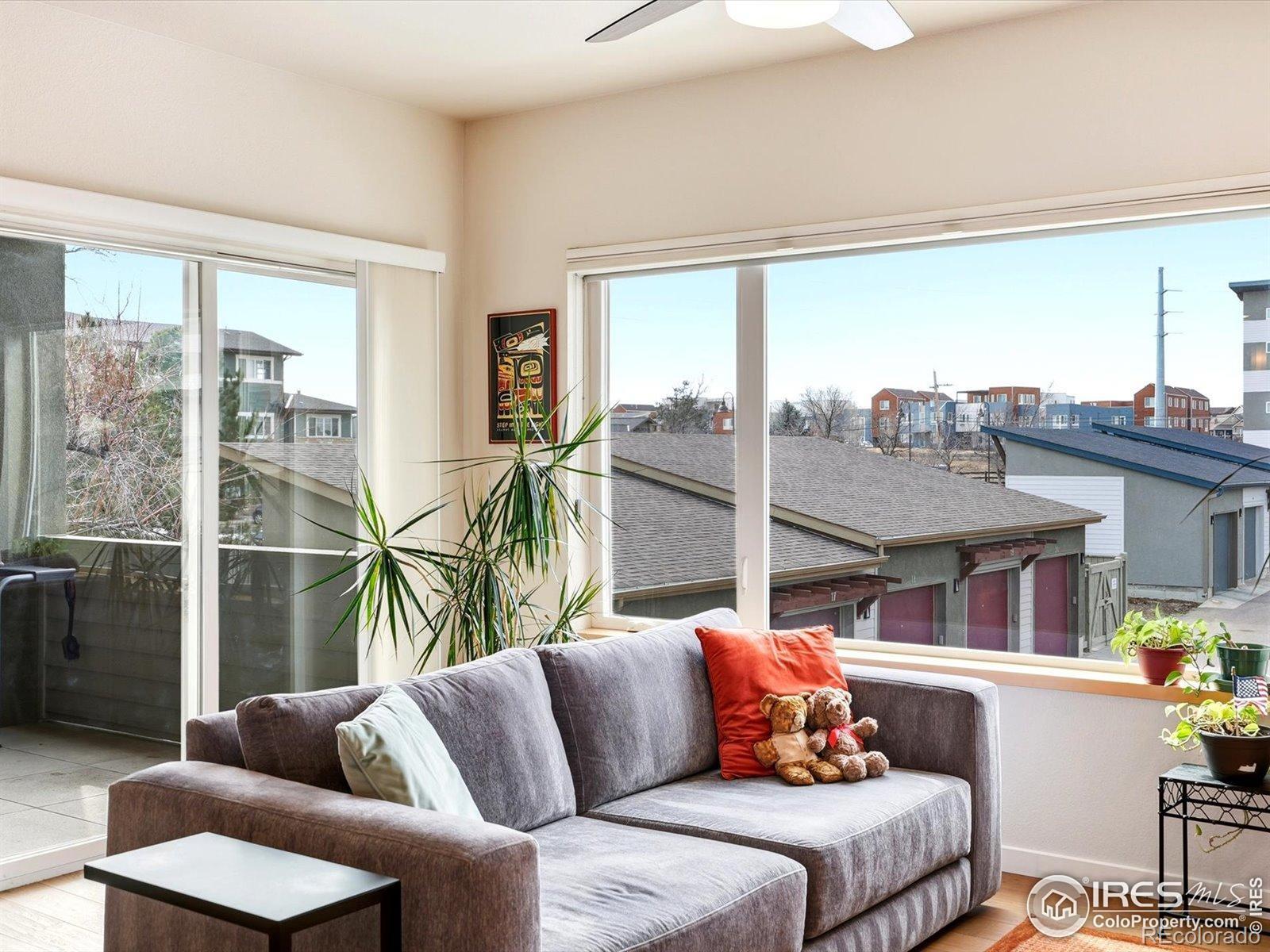 1316 Snowberry Lane 202