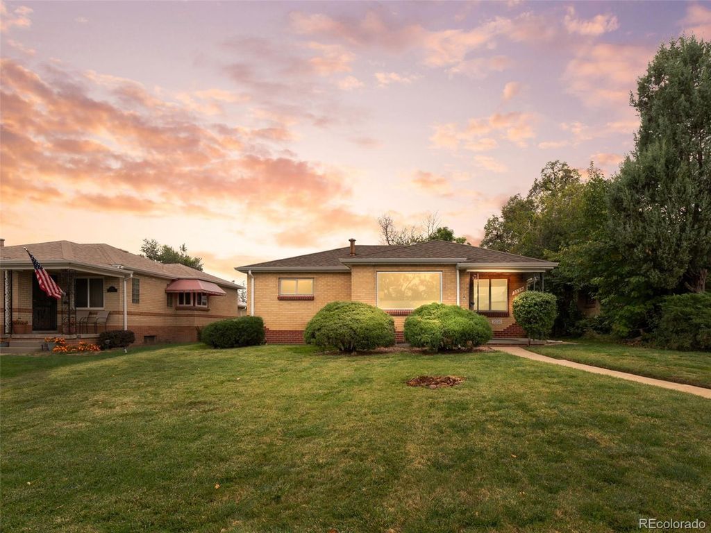 Photo of 3550 Holly Street, Denver, CO 80207 (MLS # 2177928)