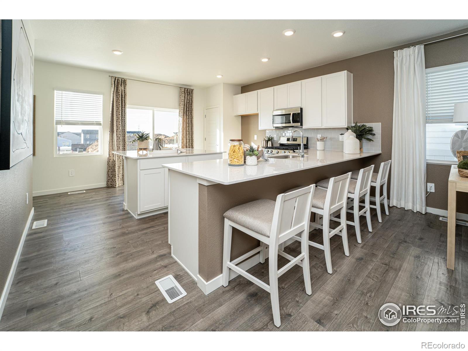 215 Dawn Drive