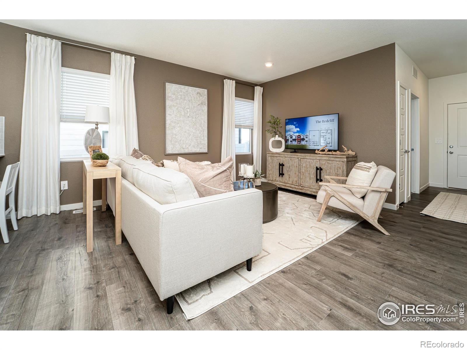 215 Dawn Drive