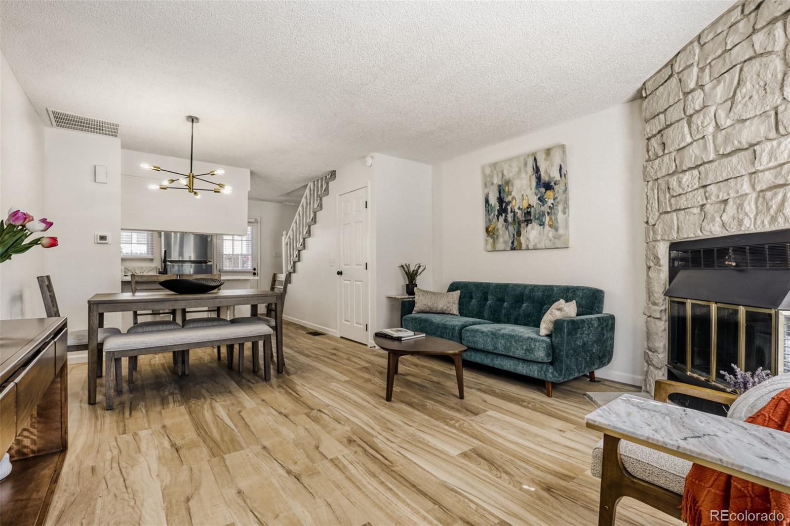 1811 S Quebec Way 136