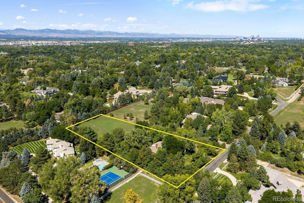 Photo of 3 Vista Road, Cherry Hills Village, CO 80113 (MLS # 1548867)