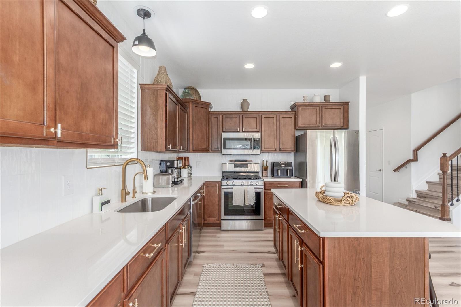 6400 S Ider Street, Aurora, CO, 80016 3 6400 S Ider Street