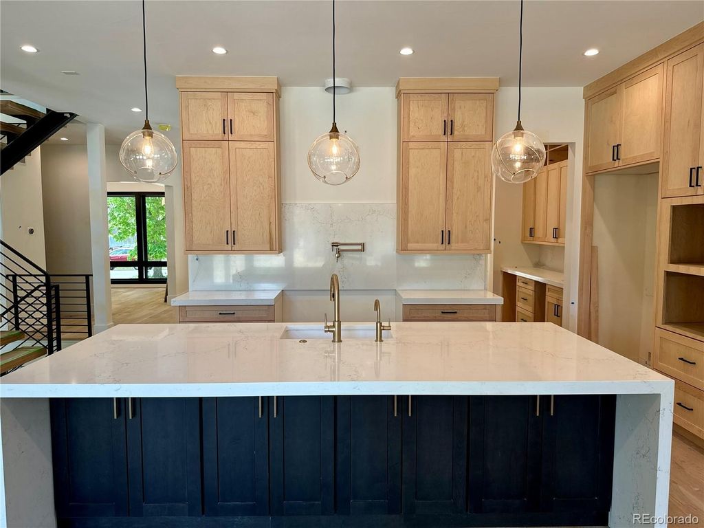 Photo of 2442 S Saint Paul Street, Denver, CO 80210 (MLS # 7220364)