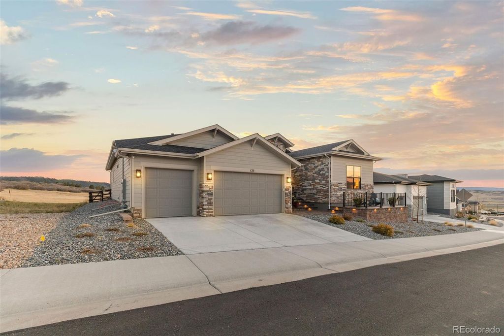 Photo of 125 Scrubjay Lane, Castle Rock, CO 80104 (MLS # 7611238)