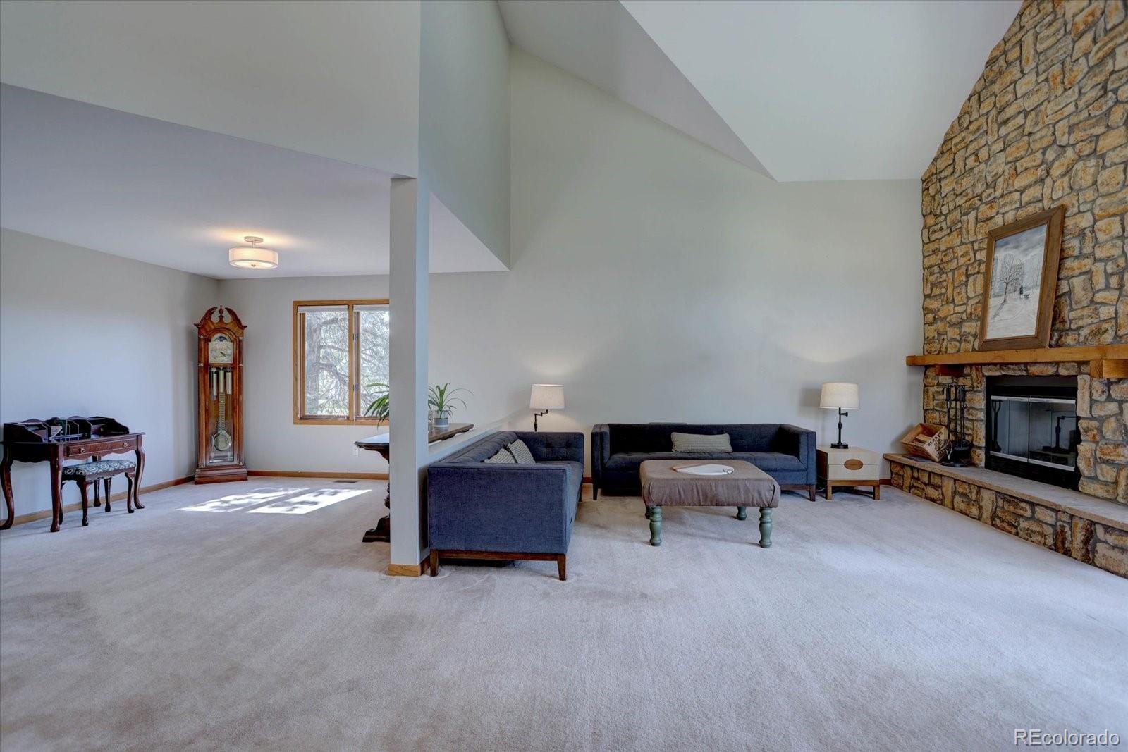 25924 Gateway Drive