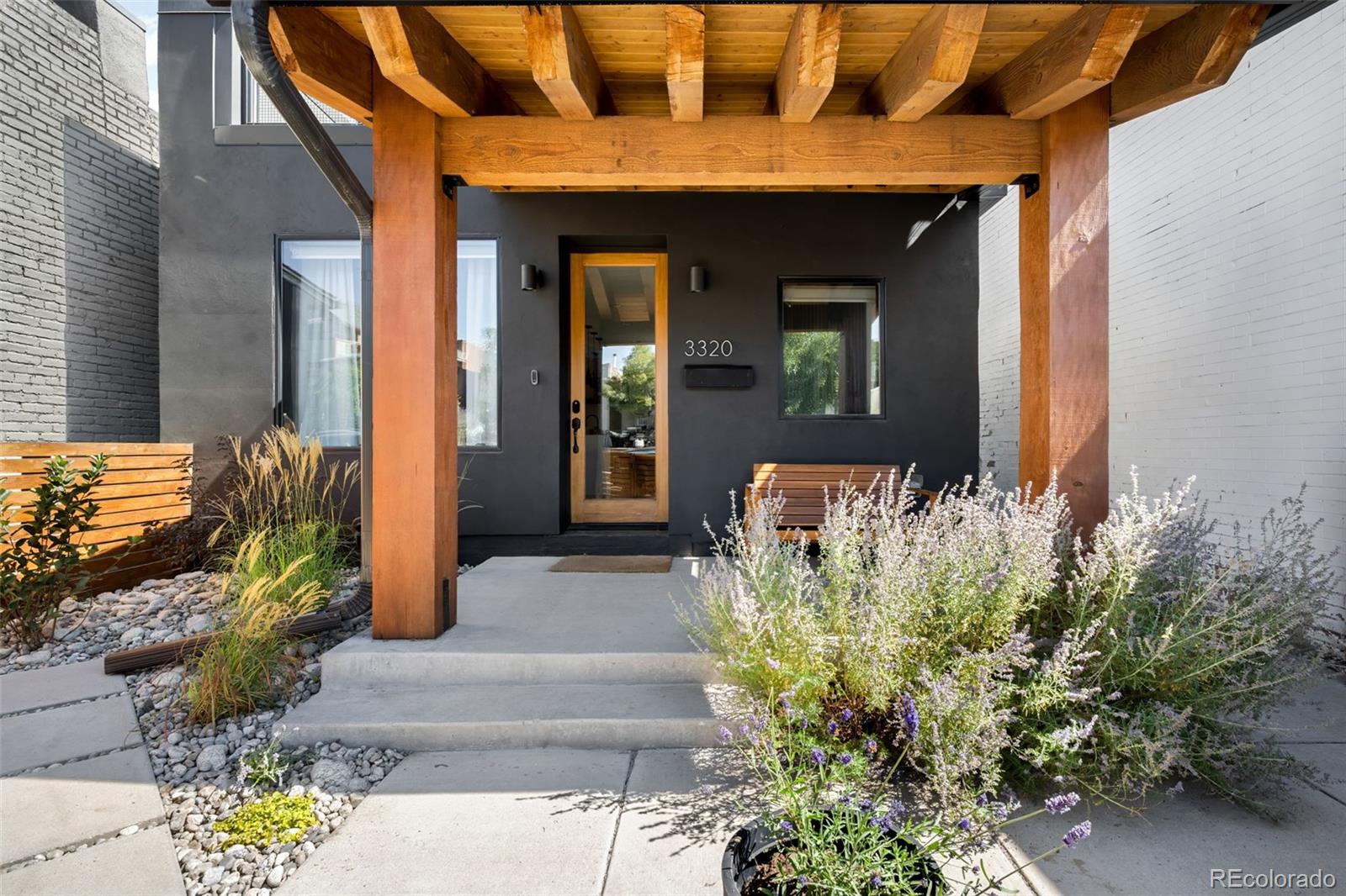 3320 Navajo Street