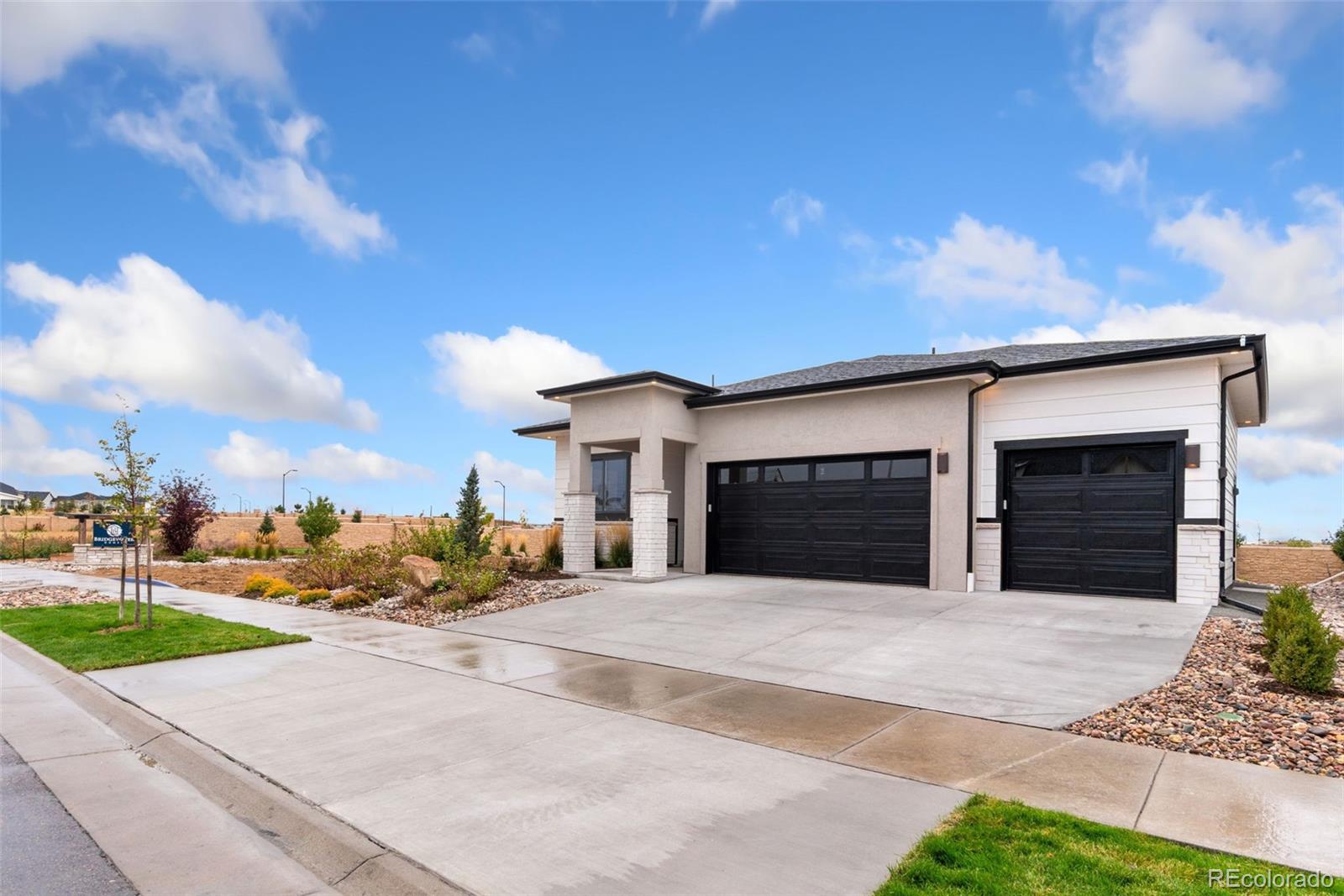 3631 N Buchanan Court