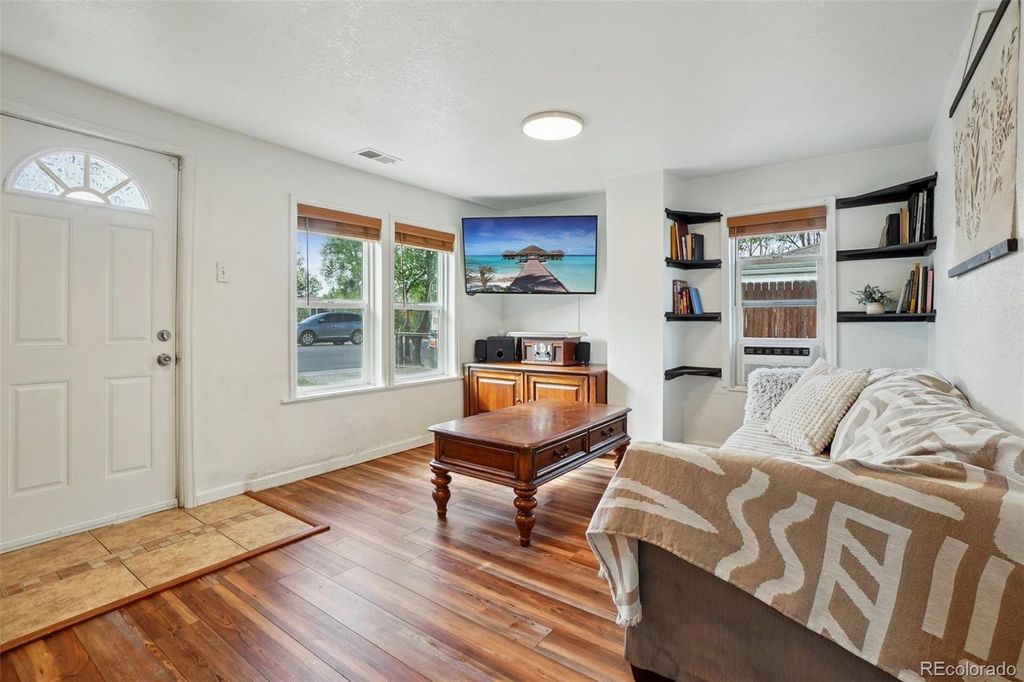 Photo of 572 S Newton Street, Denver, CO 80219 (MLS # 3825210)