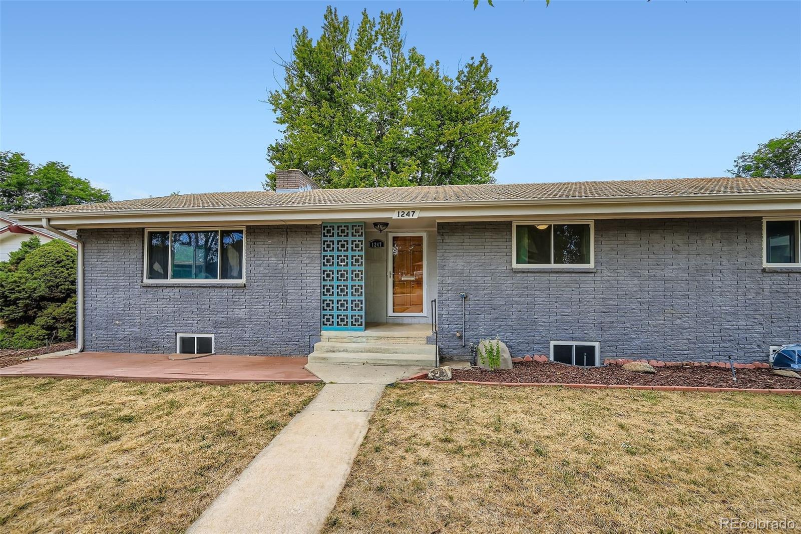 1247 Lincoln Street, Longmont, CO, 80501 1 1247 Lincoln Street