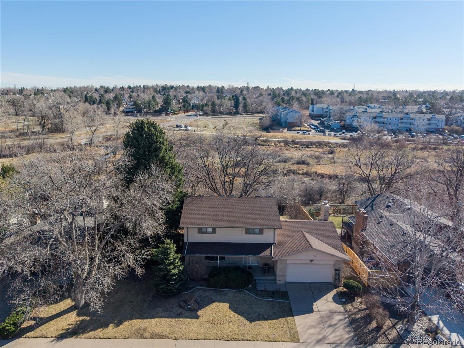 3220 S Pontiac Street