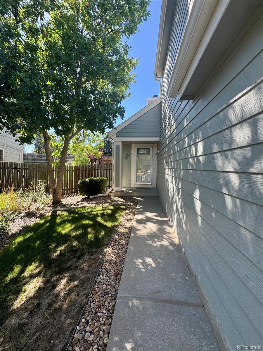 2896 S Sedalia Court