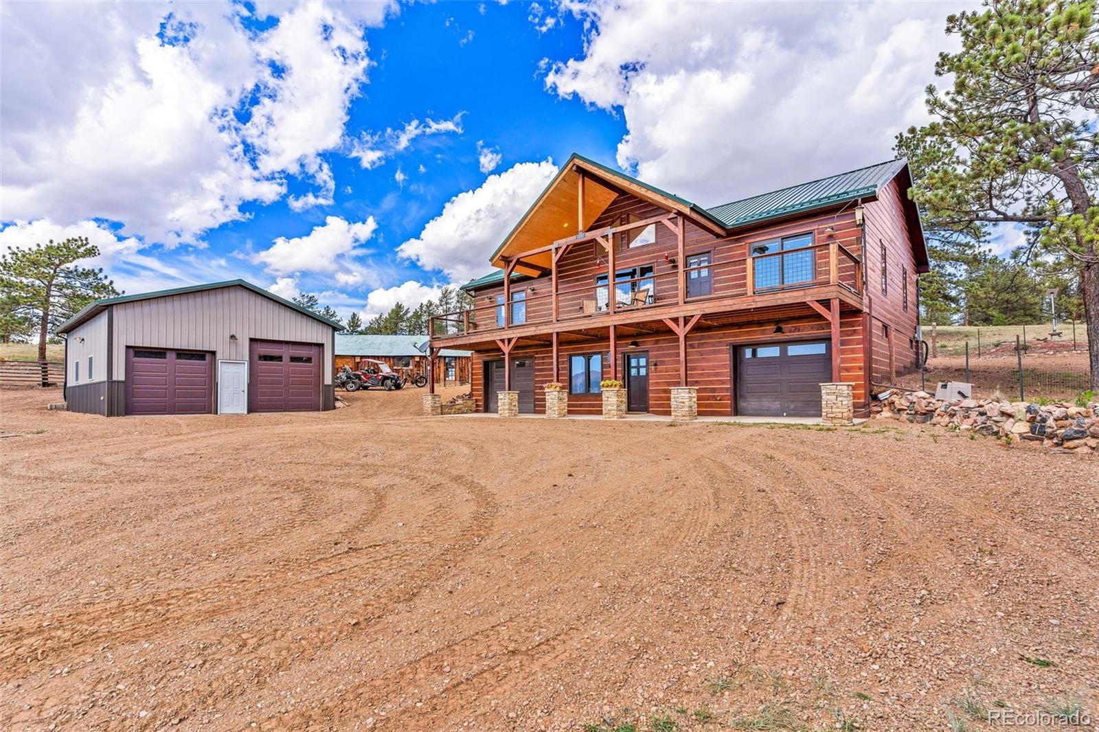 411 Larkspur Lane