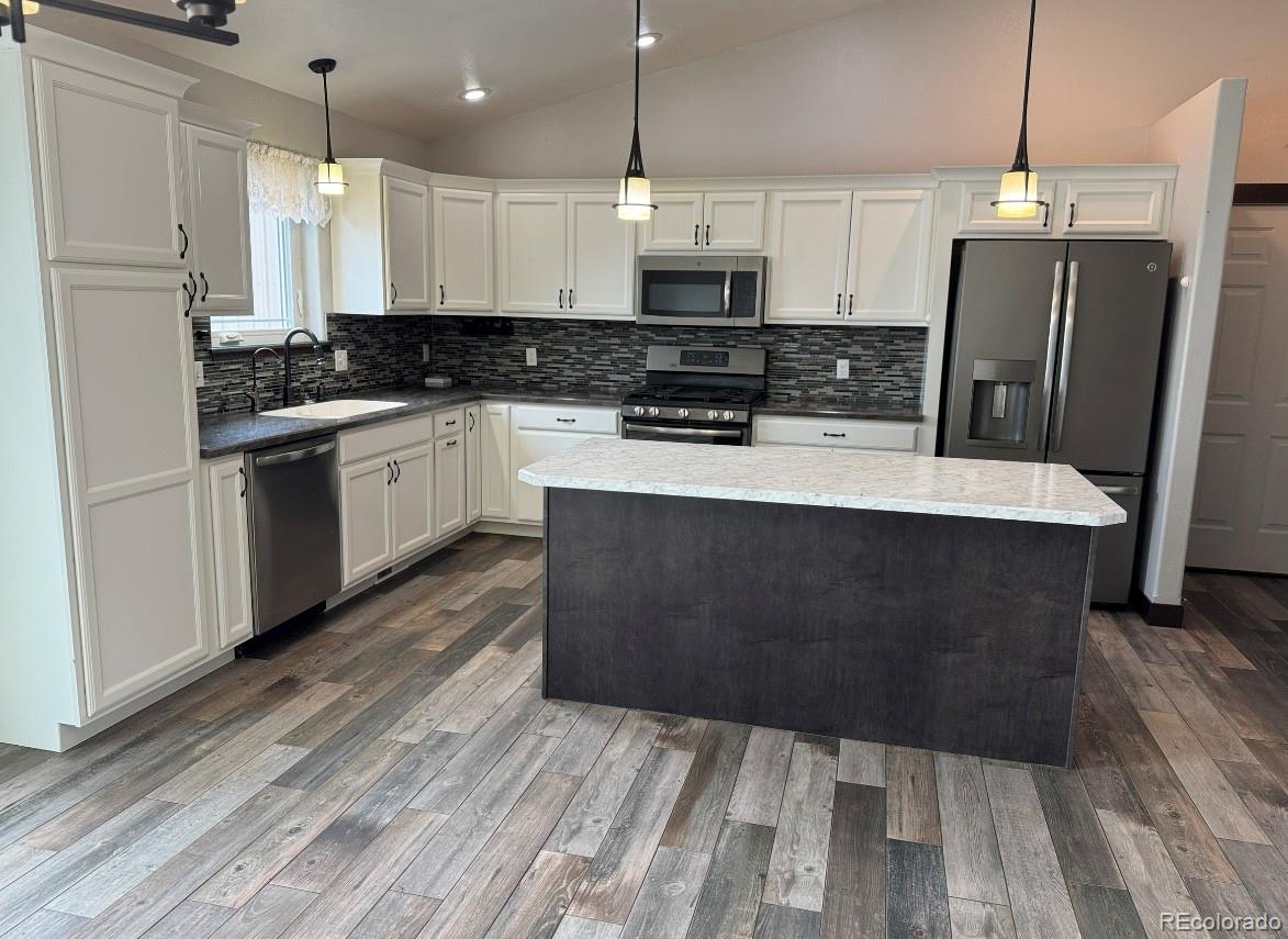 14512 Bluestem Street