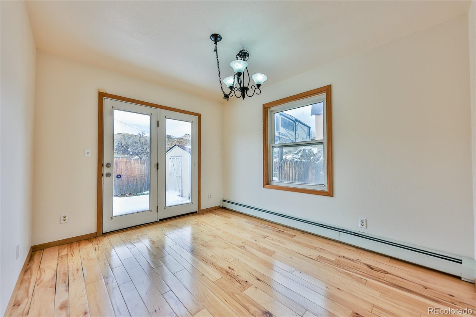835 E Jasper Court