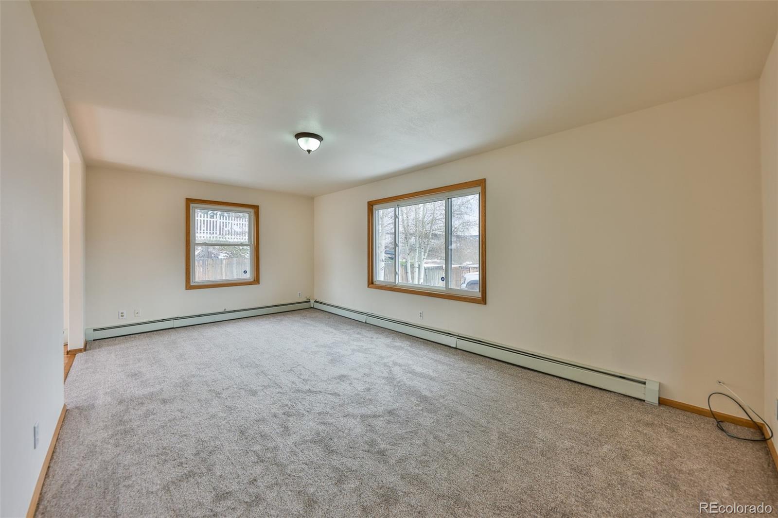 835 E Jasper Court