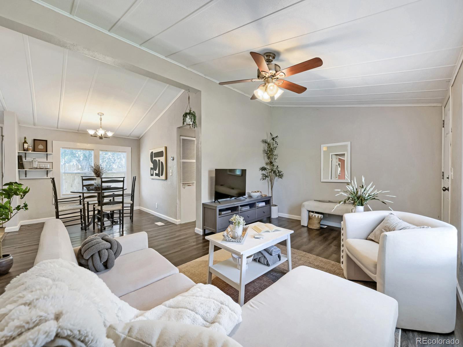 3090 W 55th Place