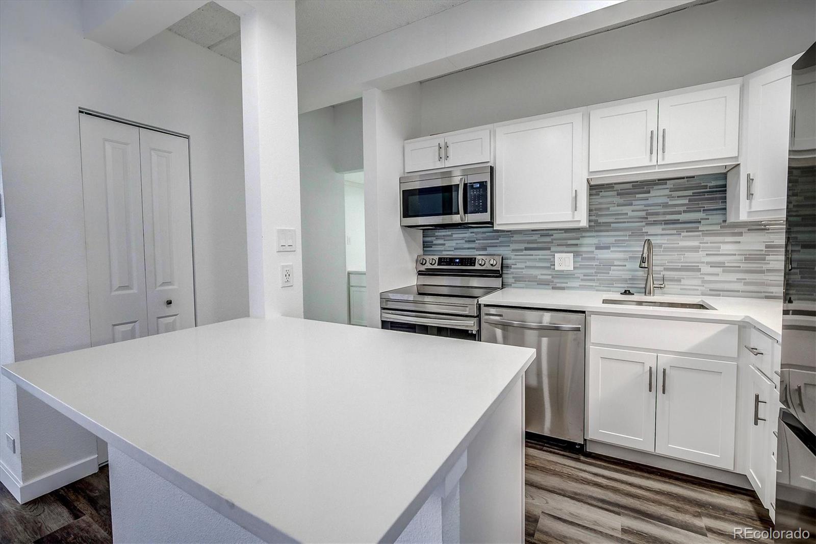 130 N Pearl Street 1507
