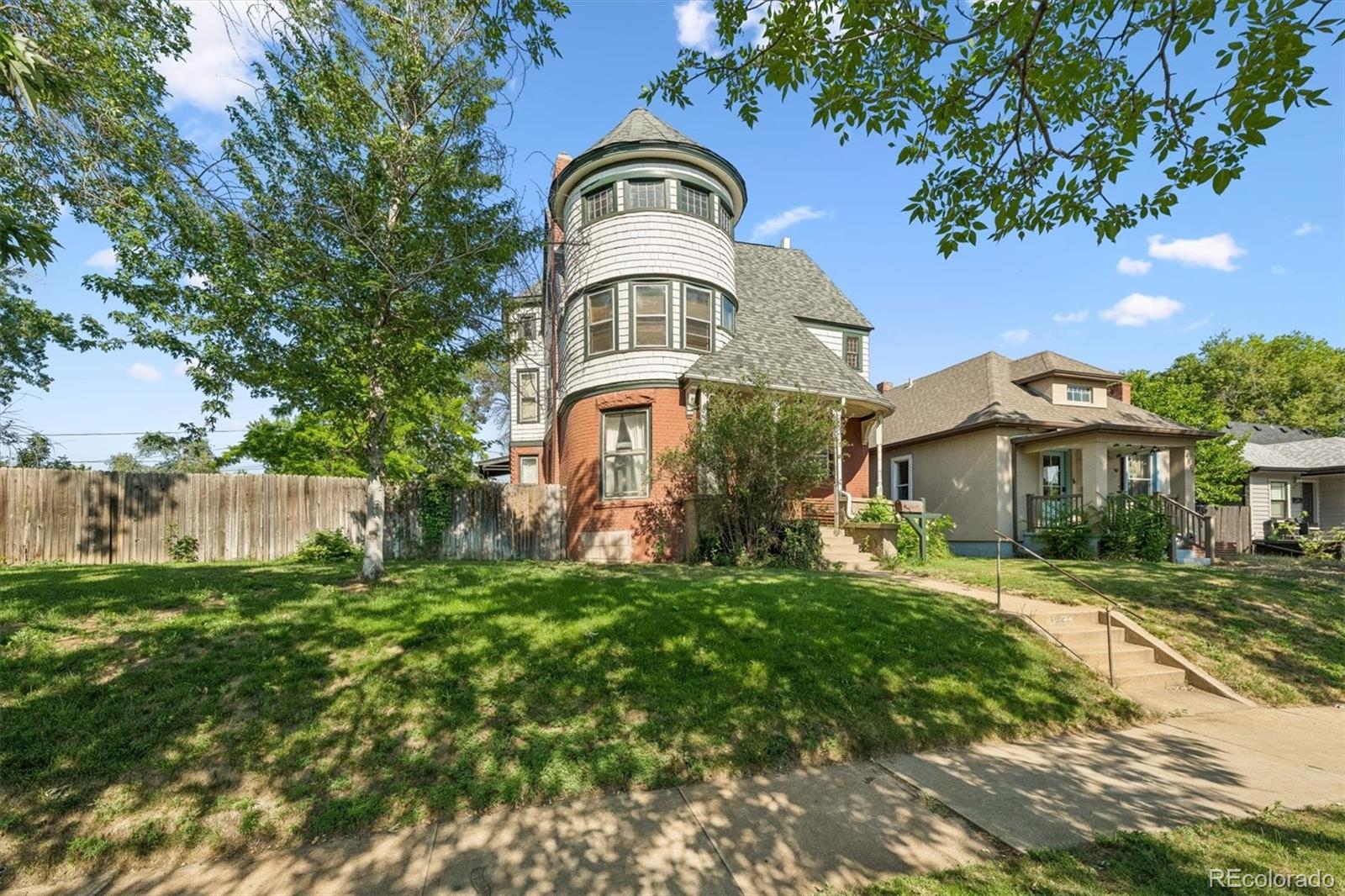 4827 Lowell Boulevard