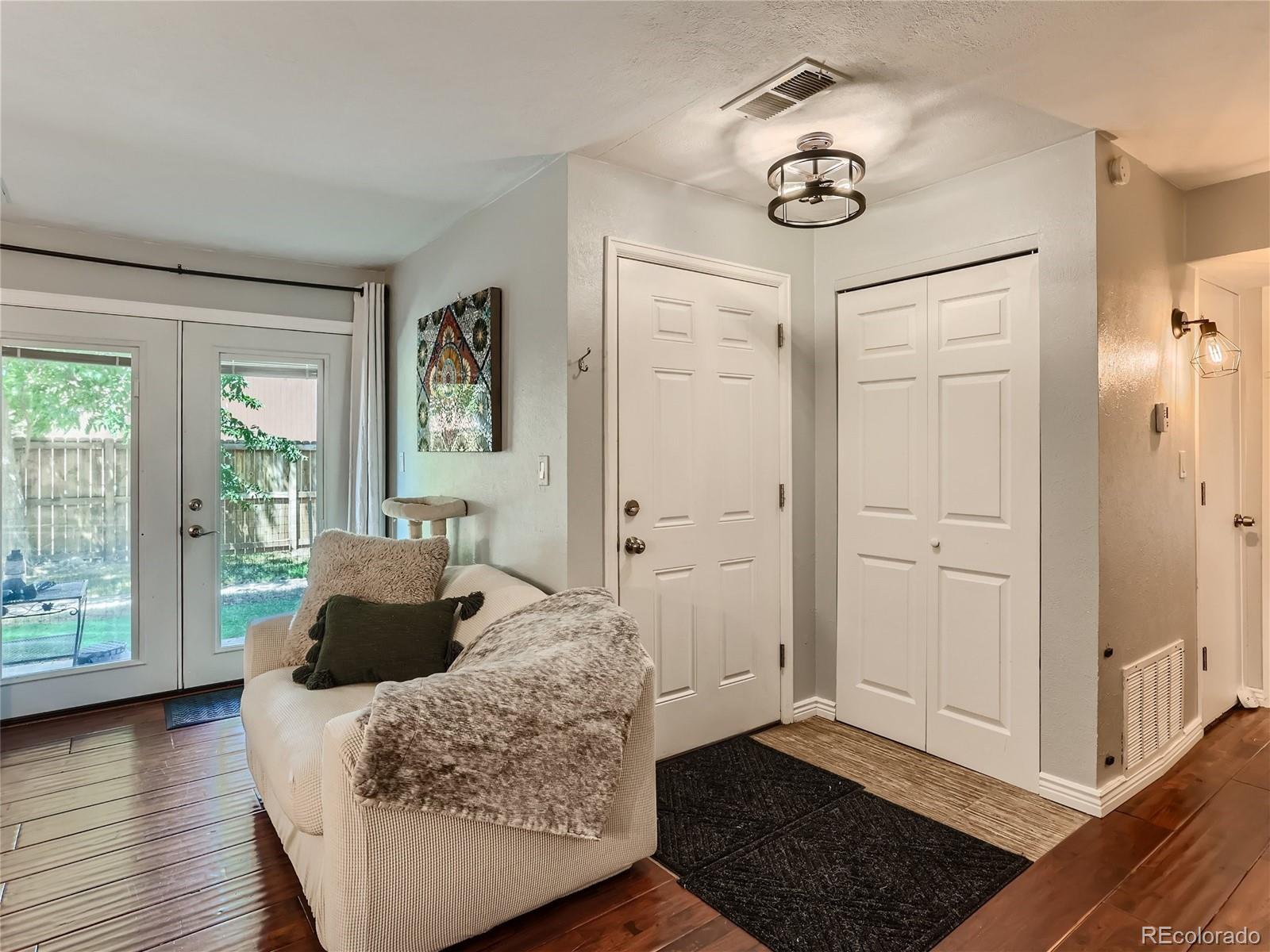 5300 E Cherry Creek South Drive 112 - Photo 4