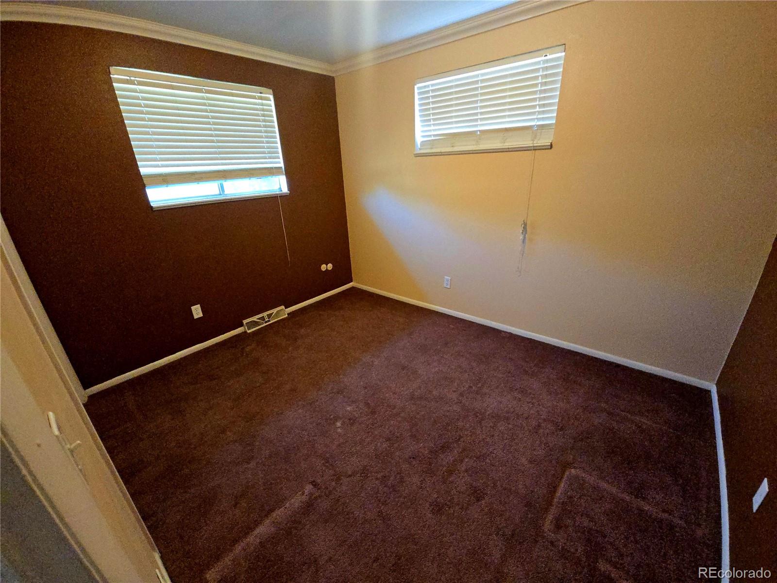 7620 Acoma Court