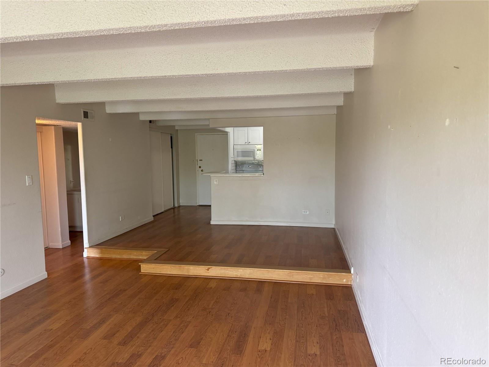 8060 E Girard Avenue 504