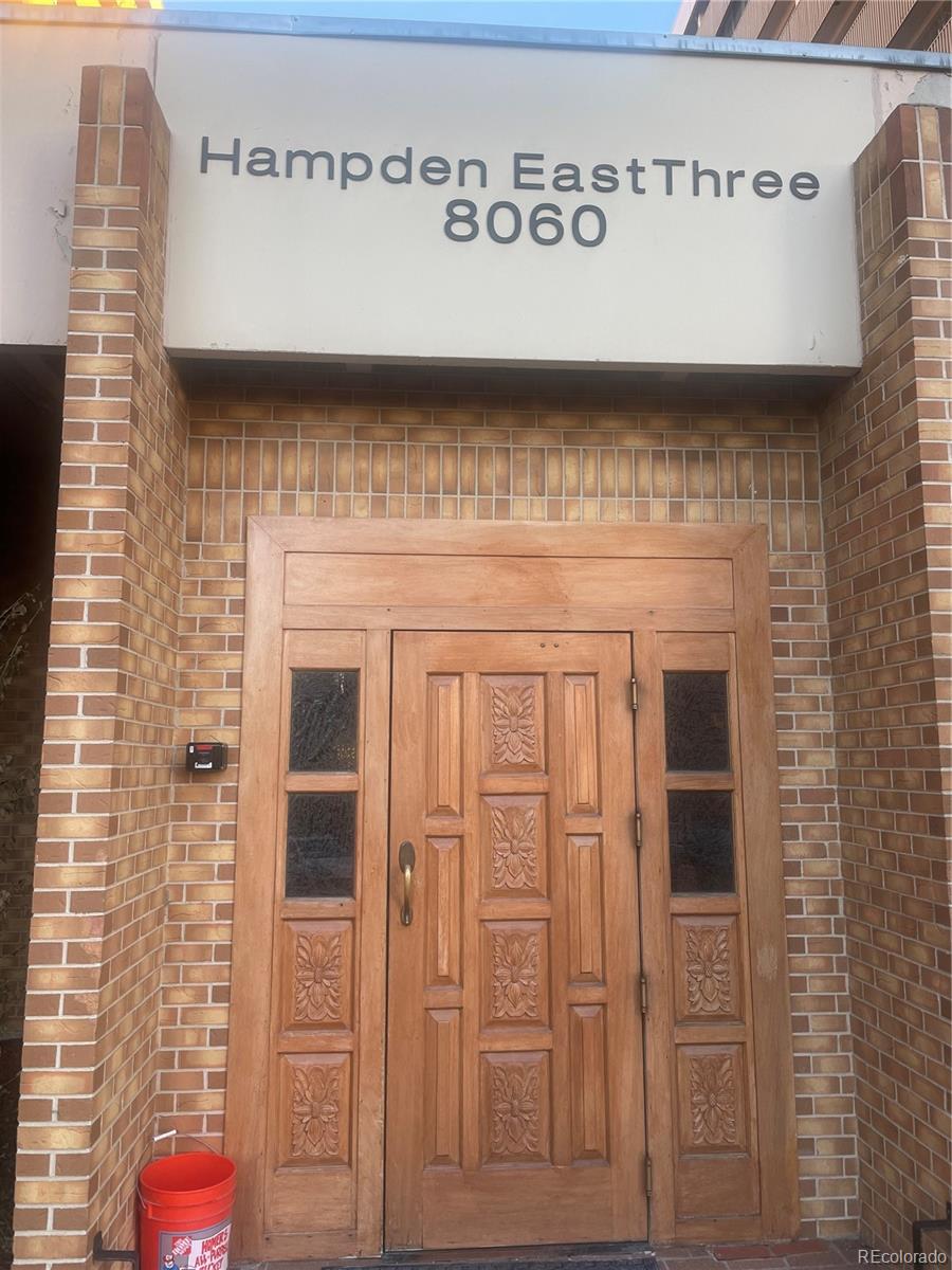 8060 E Girard Avenue 504