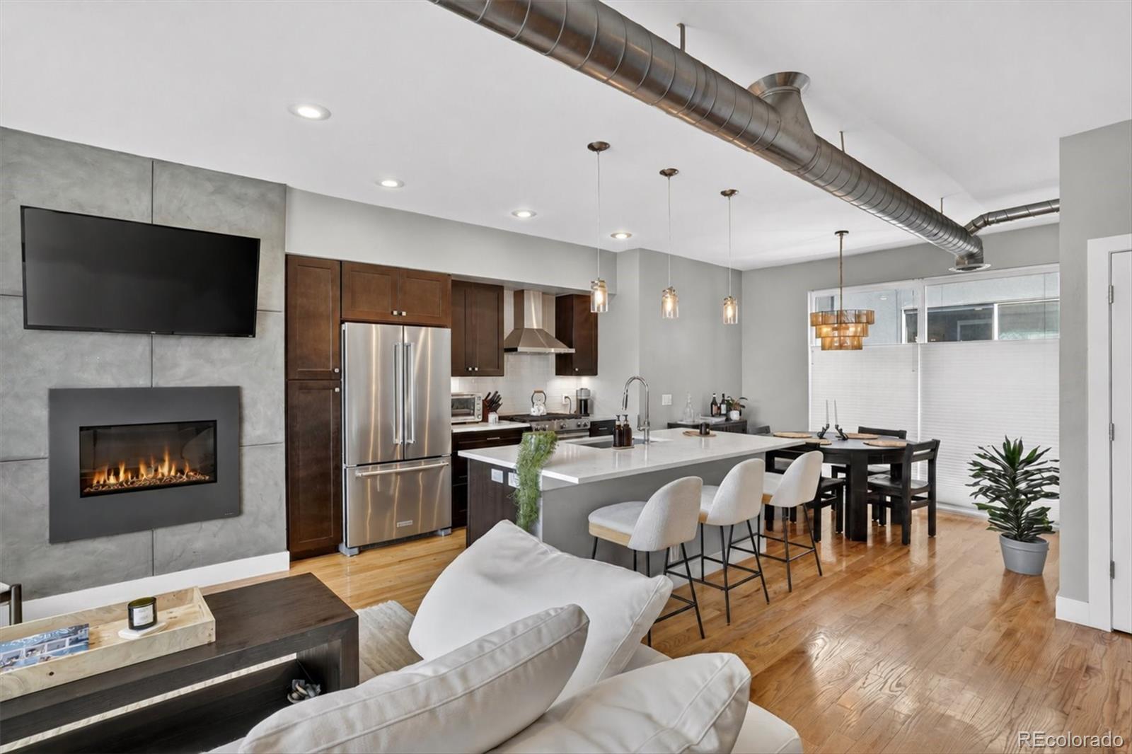 4922 Lowell Boulevard 4