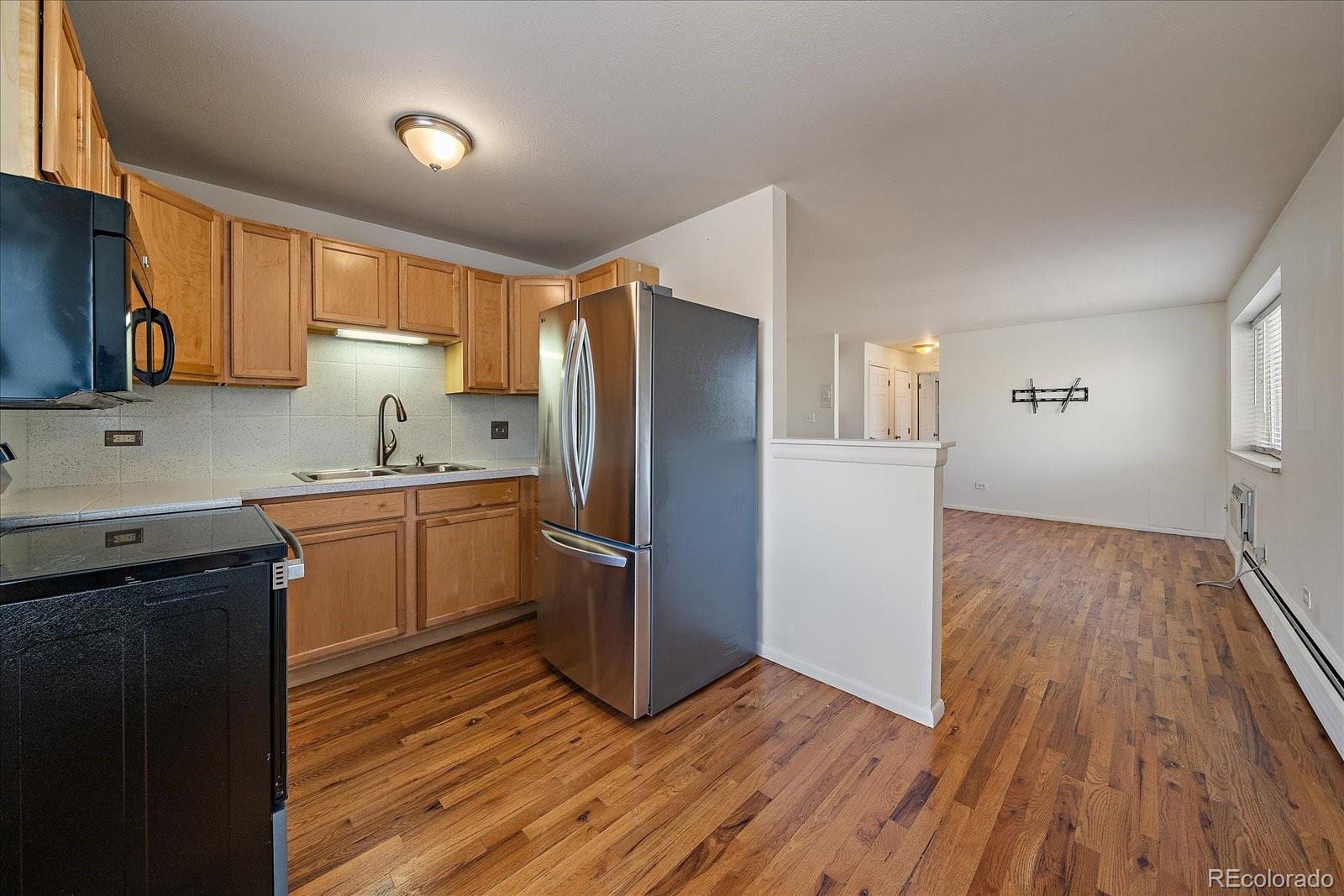 21 N Washington Street 202