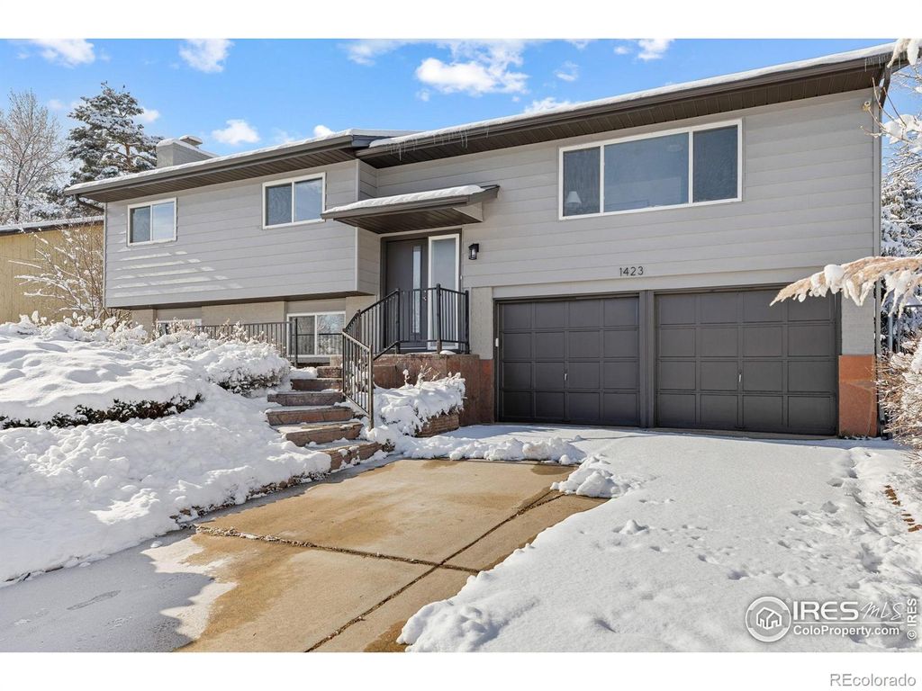 Photo of 1423 Ashcroft Drive, Longmont, CO 80501 (MLS # IR1048155)